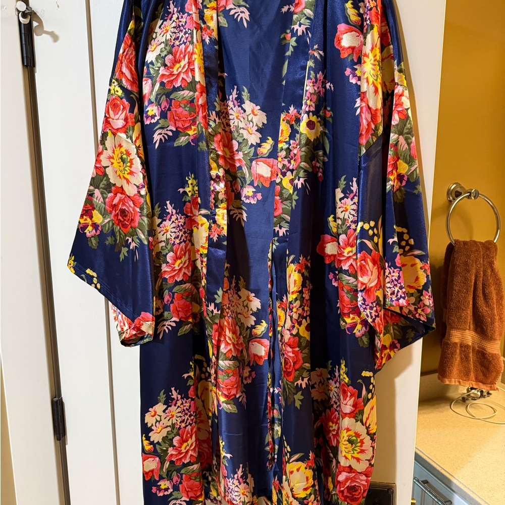Floral Satin Kimono Robe